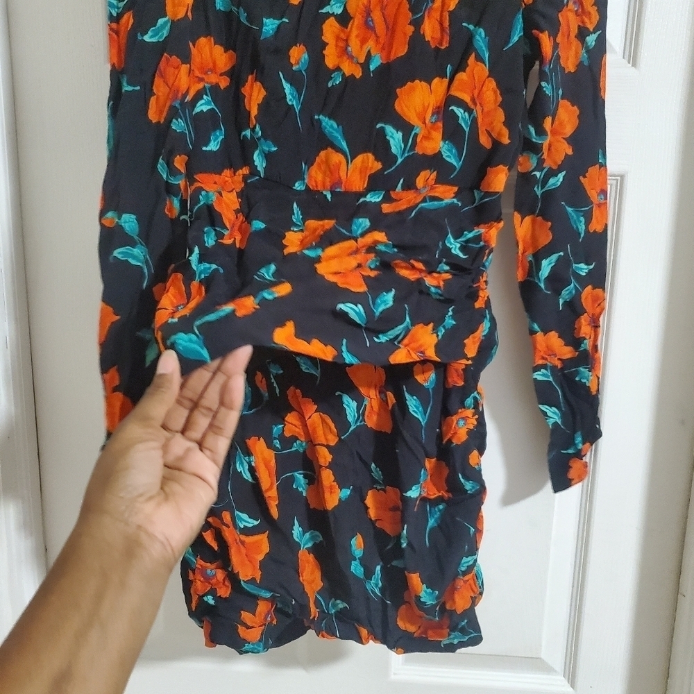 Zara Open Back Long Sleeve Ruched Mini Dress Black Orange Floral Print Size Med - Picture 4 of 15